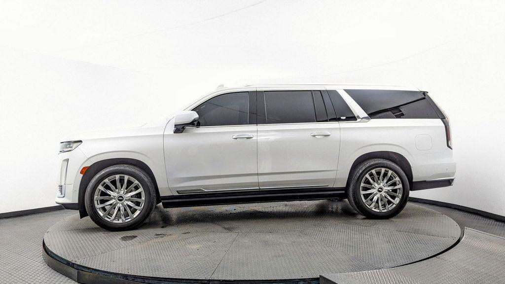 used 2022 Cadillac Escalade ESV car, priced at $54,299