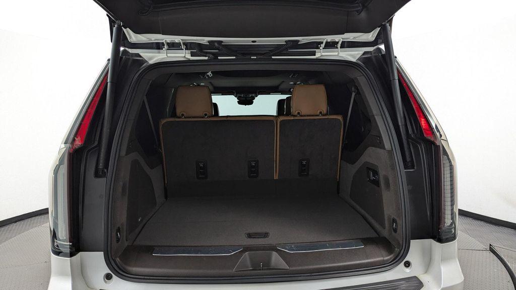 used 2022 Cadillac Escalade ESV car, priced at $54,299