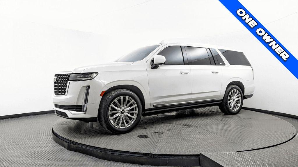 used 2022 Cadillac Escalade ESV car, priced at $54,299