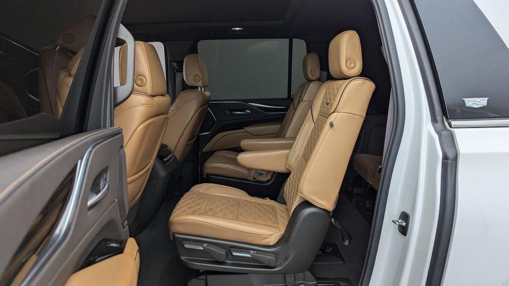 used 2022 Cadillac Escalade ESV car, priced at $54,299