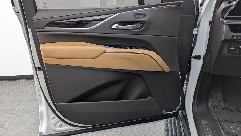 used 2022 Cadillac Escalade ESV car, priced at $54,299