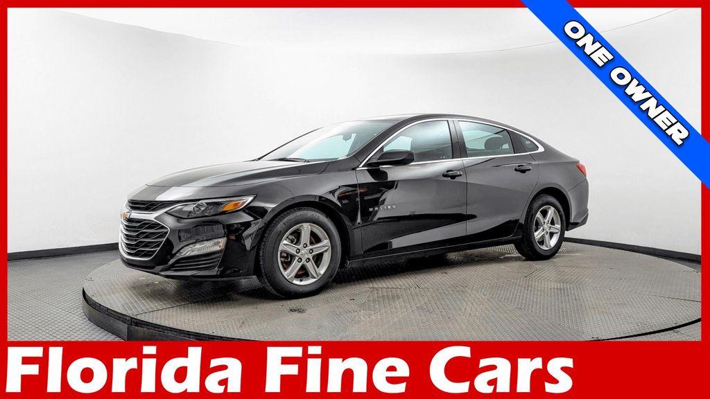 used 2024 Chevrolet Malibu car, priced at $15,499