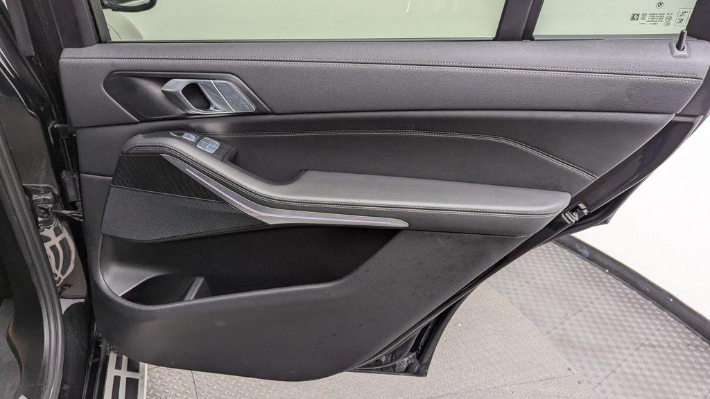 used 2022 BMW X7 car, priced at $37,998