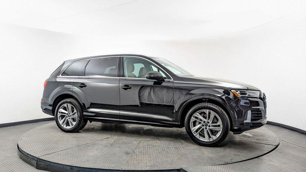 used 2022 Audi Q7 car, priced at $32,999