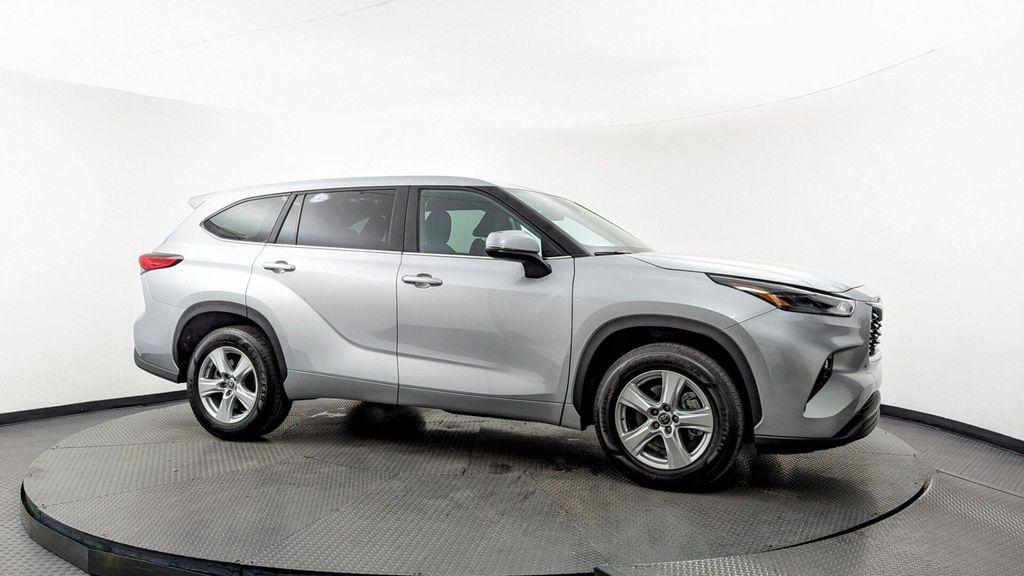 used 2023 Toyota Highlander car, priced at $24,799