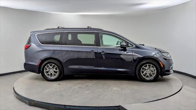 used 2021 Chrysler Pacifica car, priced at $15,798