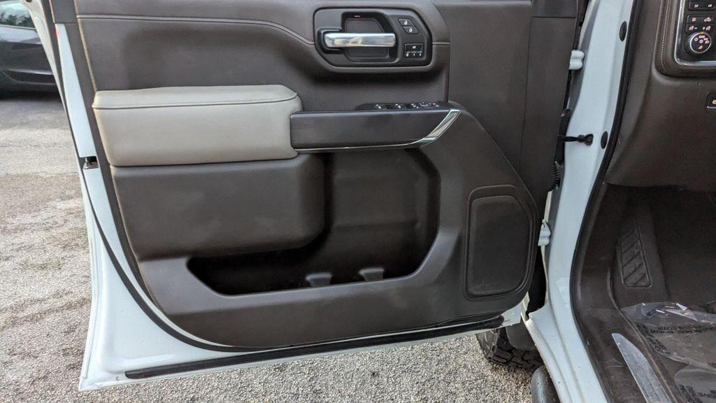 used 2021 Chevrolet Silverado 2500 car, priced at $41,998