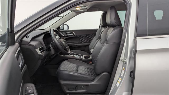 used 2023 Mitsubishi Outlander car, priced at $23,999