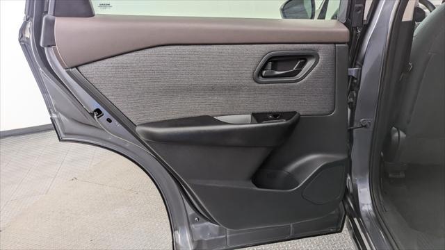 used 2023 Nissan Rogue car, priced at $17,999