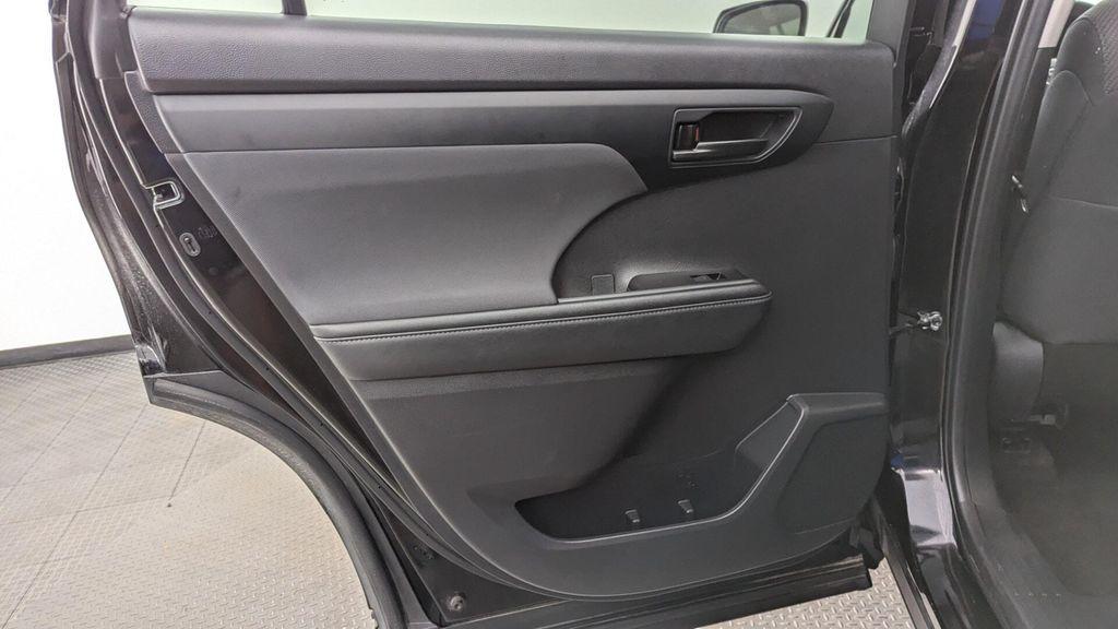used 2024 Toyota Highlander car, priced at $31,299