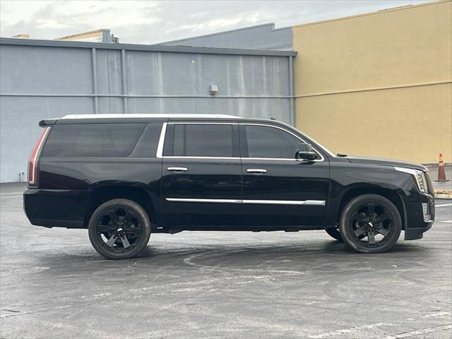 used 2018 Cadillac Escalade ESV car, priced at $26,999