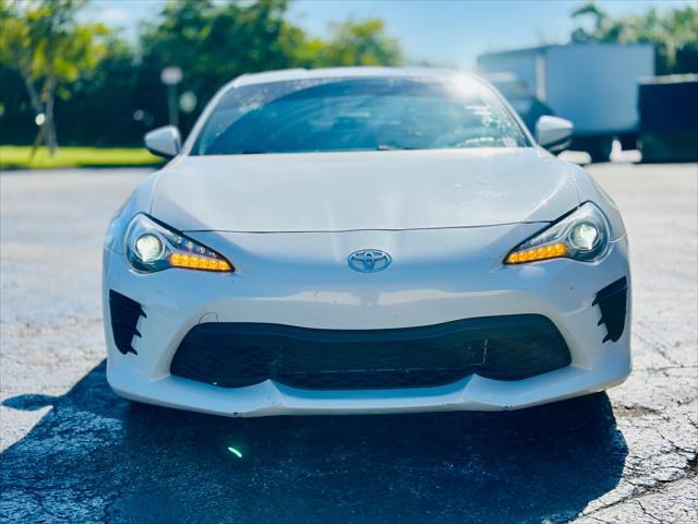 used 2020 Toyota 86 car, priced at $18,999