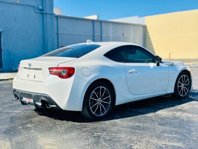 used 2020 Toyota 86 car, priced at $18,999