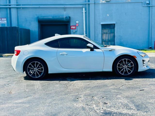 used 2020 Toyota 86 car, priced at $18,999