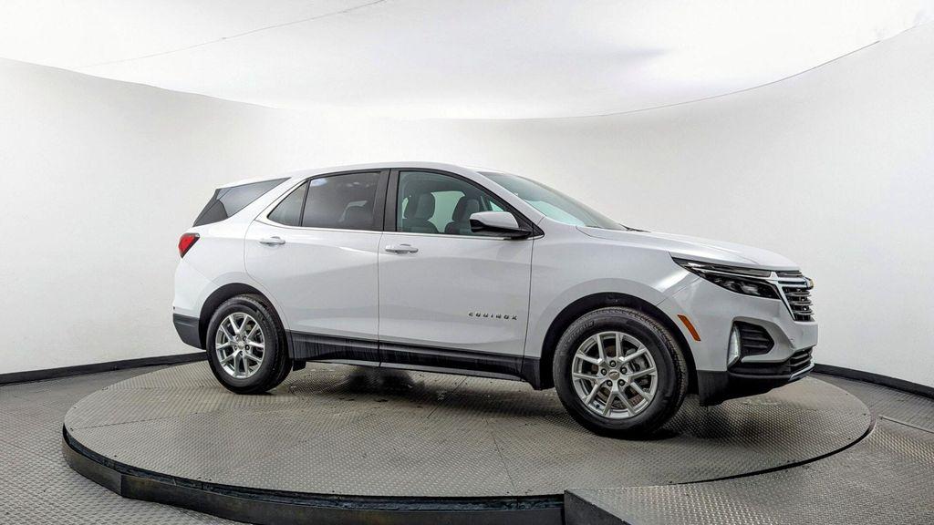 used 2024 Chevrolet Equinox car, priced at $18,899