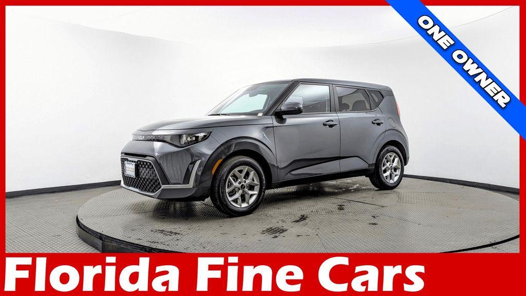 used 2024 Kia Soul car, priced at $14,899