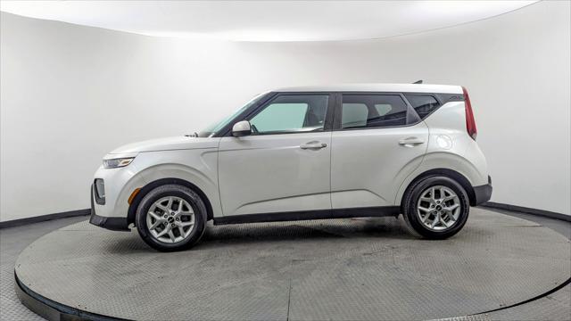 used 2022 Kia Soul car, priced at $12,399