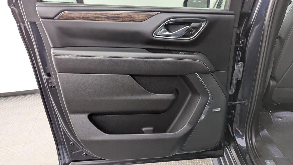 used 2023 Chevrolet Suburban car, priced at $39,999