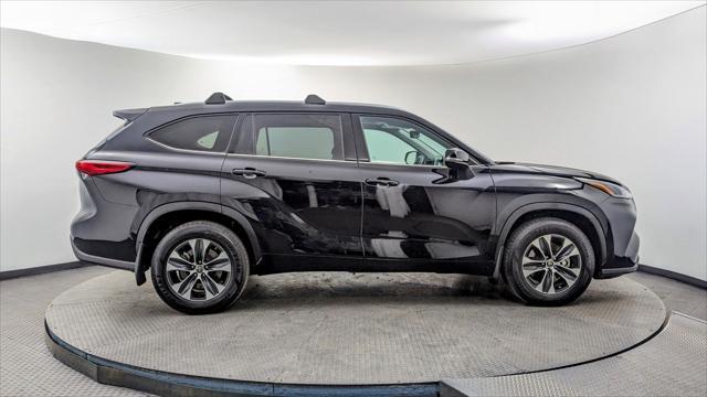 used 2021 Toyota Highlander car, priced at $25,799