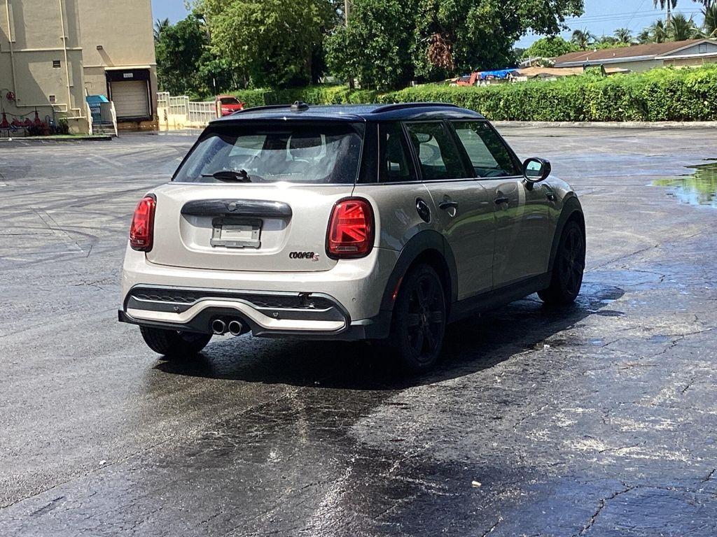 used 2022 MINI Hardtop car, priced at $18,999