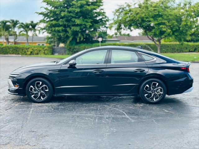 used 2025 Hyundai Sonata car, priced at $22,999