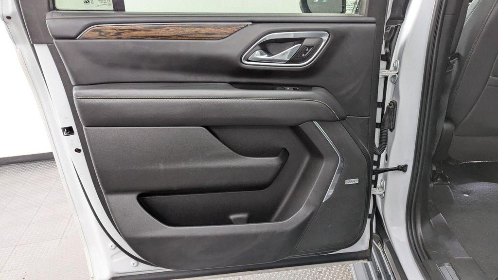 used 2023 Chevrolet Suburban car, priced at $40,099