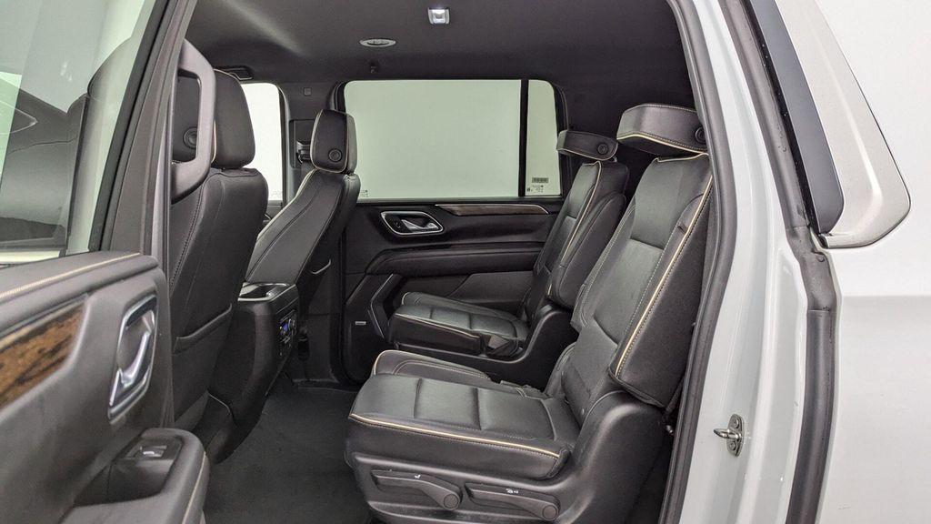 used 2023 Chevrolet Suburban car, priced at $40,099