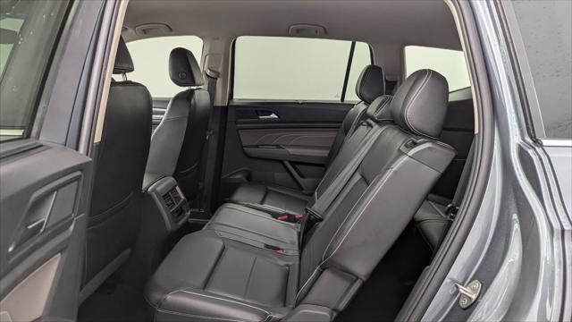 used 2021 Volkswagen Atlas car, priced at $21,999