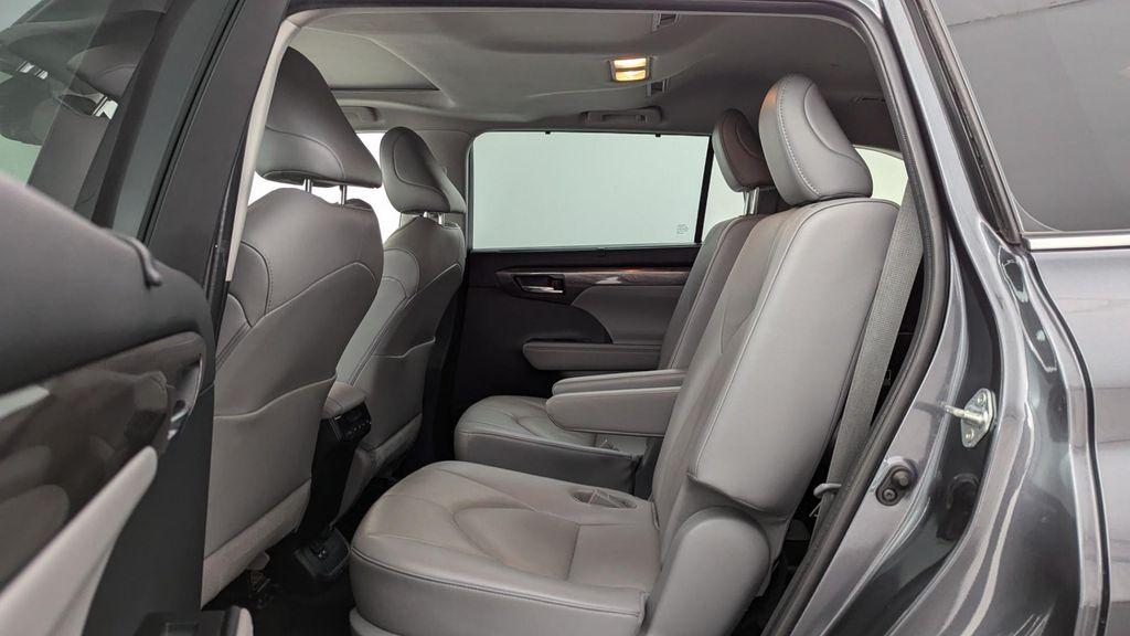 used 2021 Toyota Highlander car, priced at $23,299