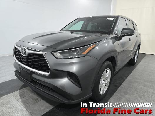 used 2023 Toyota Highlander car, priced at $29,999