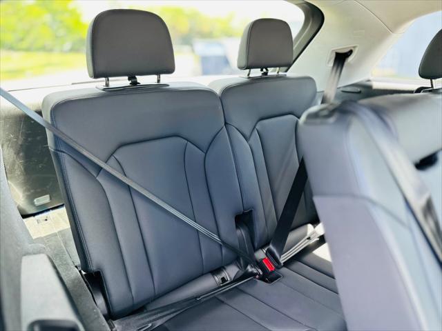 used 2023 Audi Q7 car, priced at $33,499