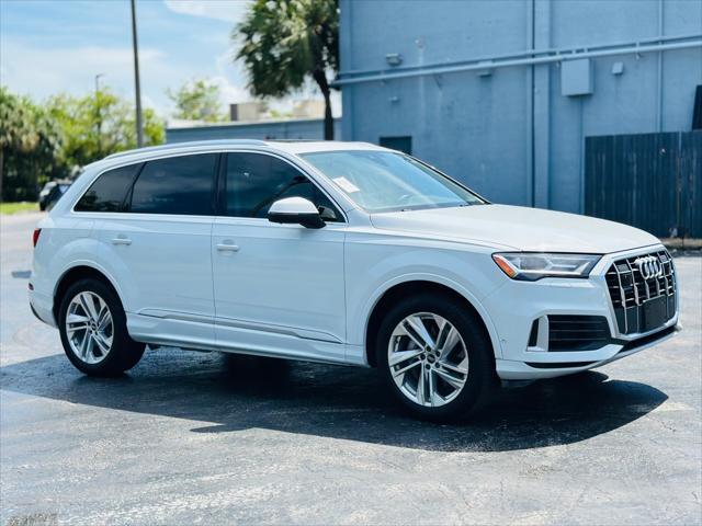 used 2023 Audi Q7 car, priced at $33,499