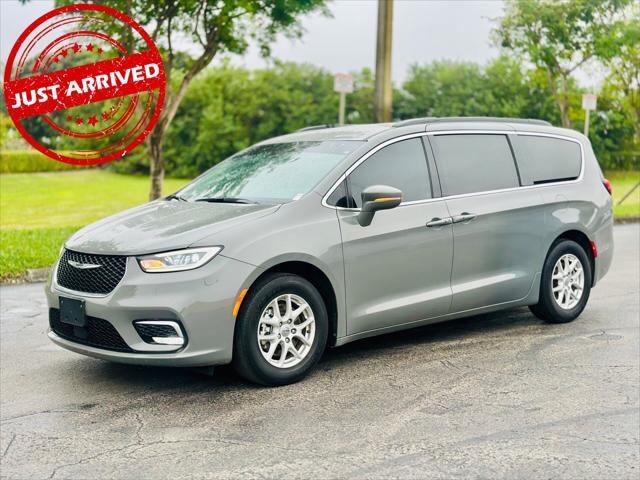 used 2022 Chrysler Pacifica car, priced at $18,499