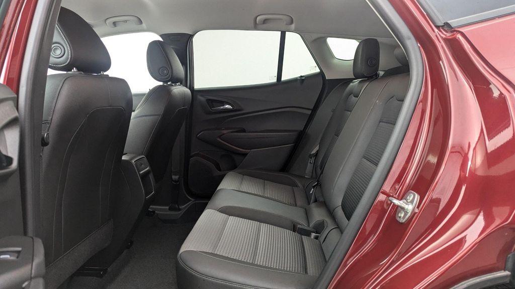 used 2025 Chevrolet Trax car, priced at $18,999