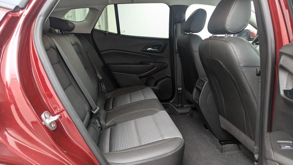 used 2025 Chevrolet Trax car, priced at $18,999