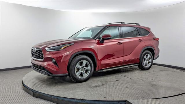 used 2021 Toyota Highlander car, priced at $23,399