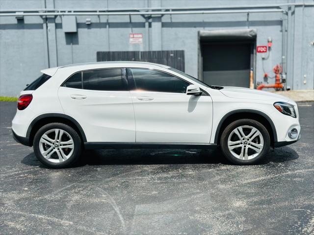 used 2020 Mercedes-Benz GLA 250 car, priced at $19,999