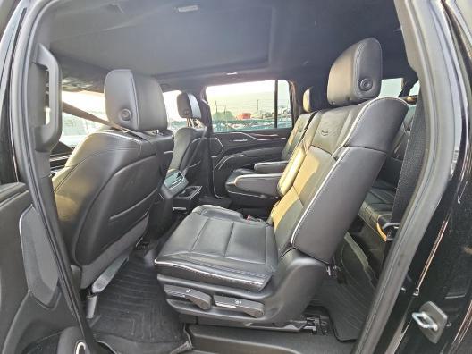 used 2022 Cadillac Escalade ESV car, priced at $53,999