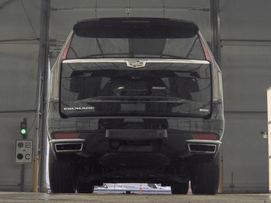 used 2022 Cadillac Escalade ESV car, priced at $53,999