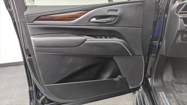 used 2022 Cadillac Escalade ESV car, priced at $53,999