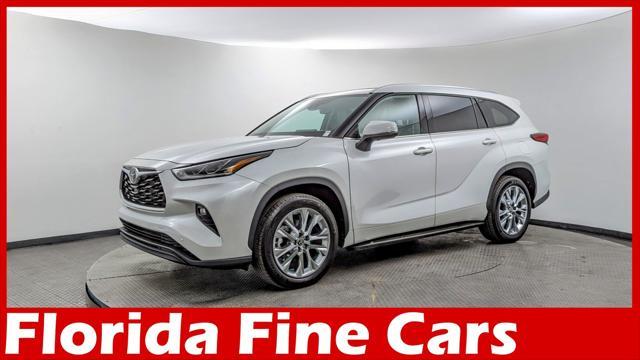 used 2023 Toyota Highlander car, priced at $32,199