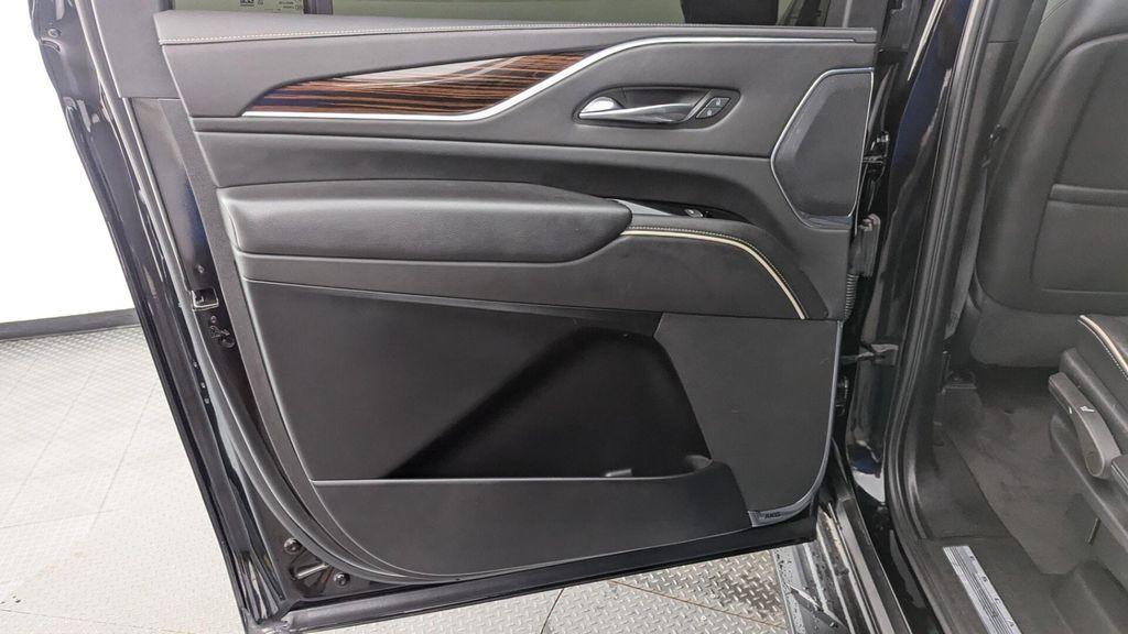 used 2022 Cadillac Escalade ESV car, priced at $42,499