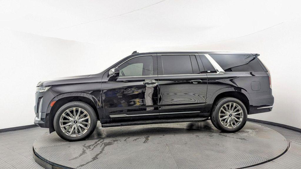 used 2022 Cadillac Escalade ESV car, priced at $42,499