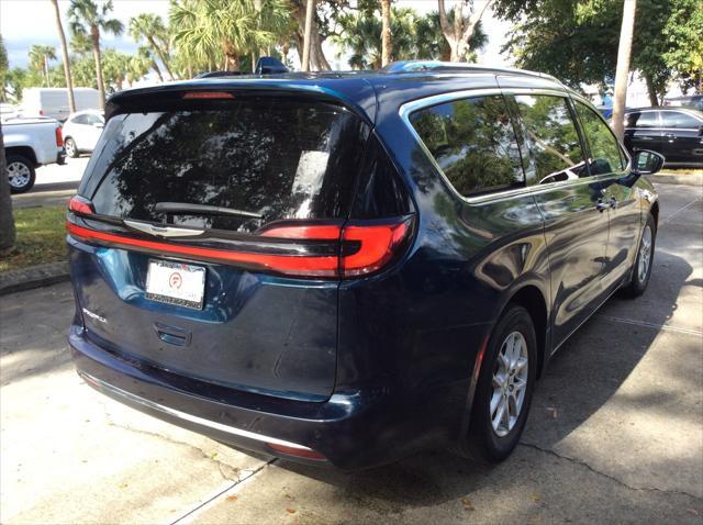 used 2021 Chrysler Pacifica car, priced at $15,998