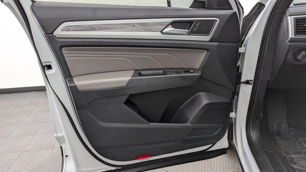 used 2022 Volkswagen Atlas Cross Sport car, priced at $18,999