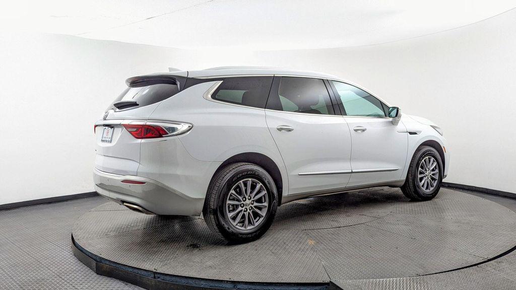used 2024 Buick Enclave car, priced at $25,499