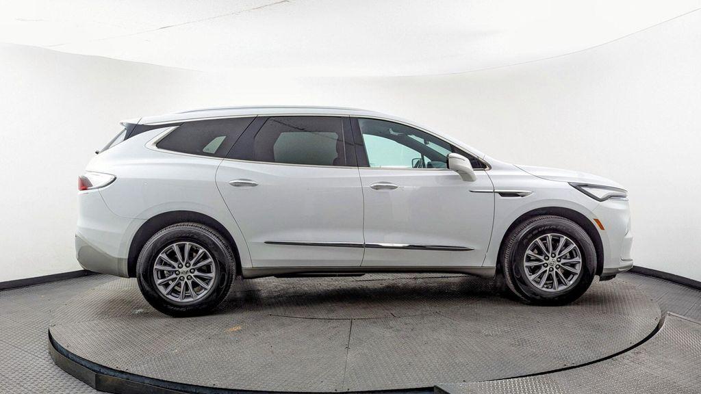 used 2024 Buick Enclave car, priced at $25,499