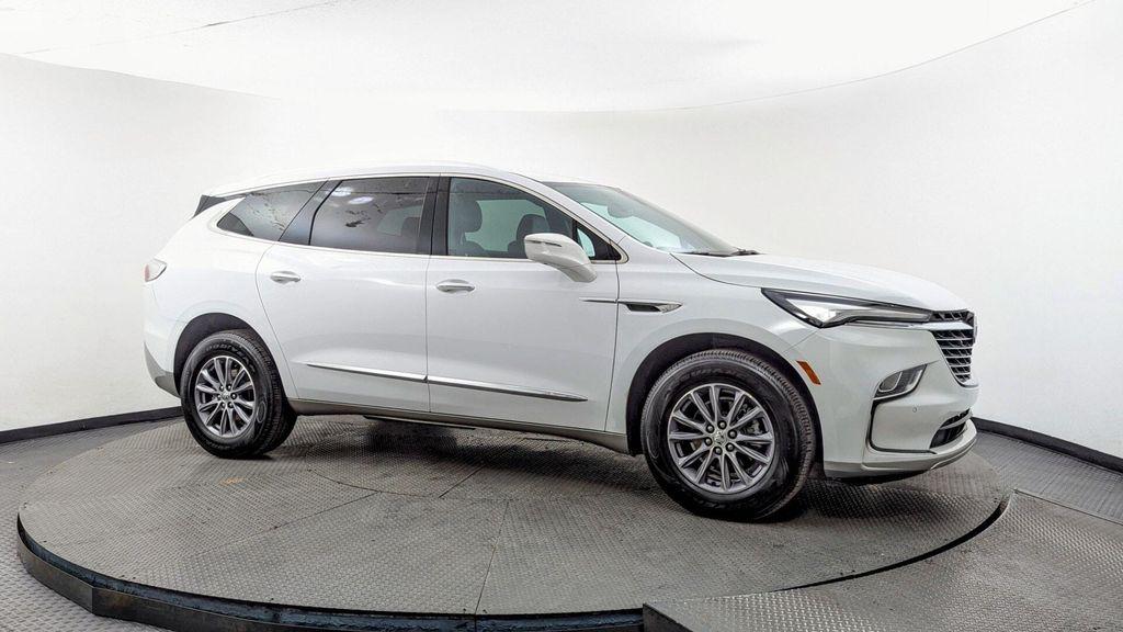 used 2024 Buick Enclave car, priced at $25,499
