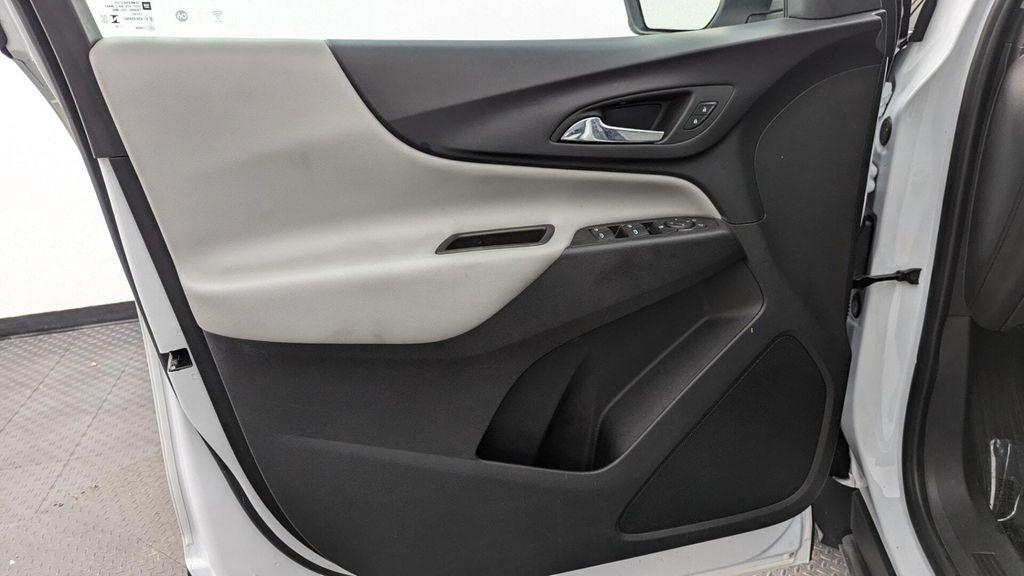used 2023 Chevrolet Equinox car, priced at $14,799