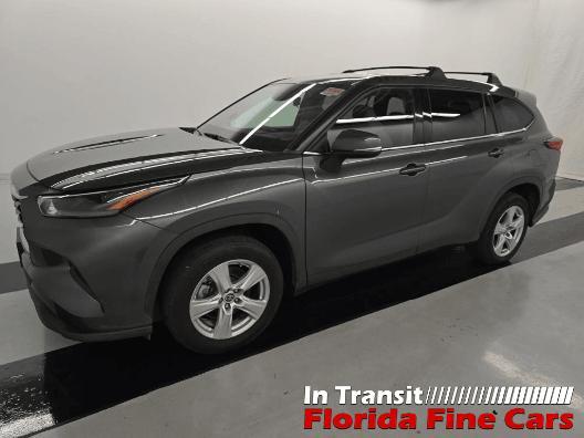 used 2022 Toyota Highlander car, priced at $23,699